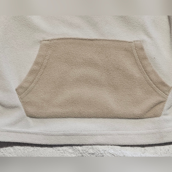 OshKosh B'gosh Tan and Cream Kids Pullover - Picture 2 of 6